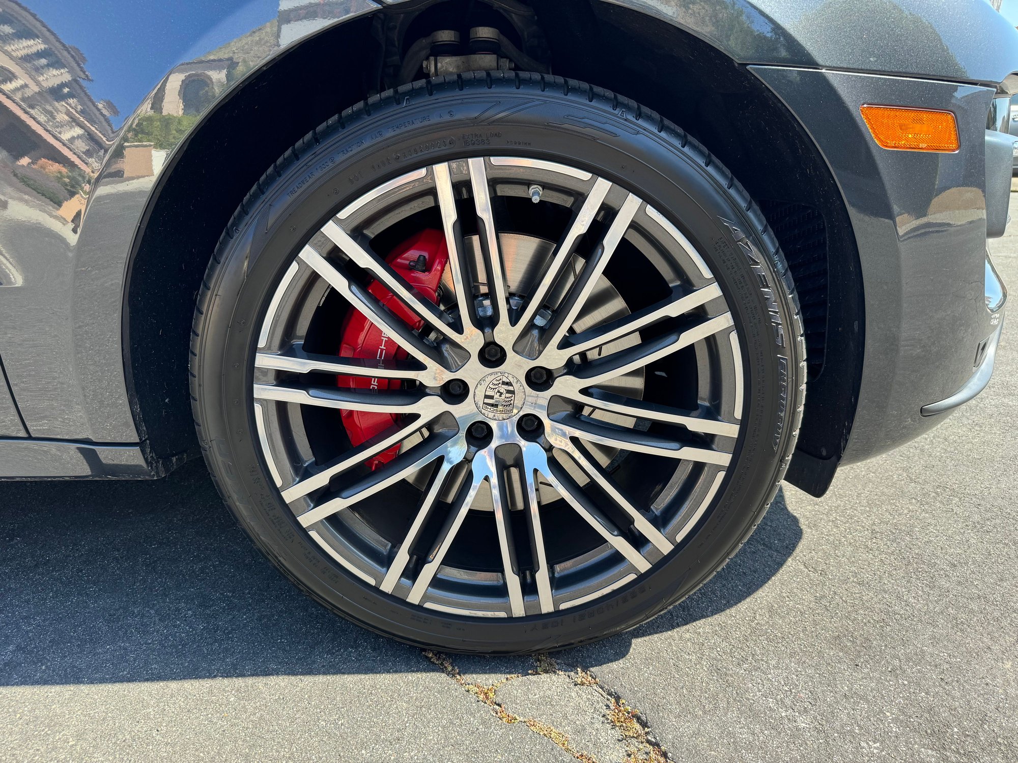 2017 Porsche Macan - 2017 MACAN TURBO PERFORMANCE PACKAGE - Used - VIN WP1AF2A55HLB62076 - 6 cyl - AWD - Automatic - SUV - Gray - Los Angeles, CA 90027, United States