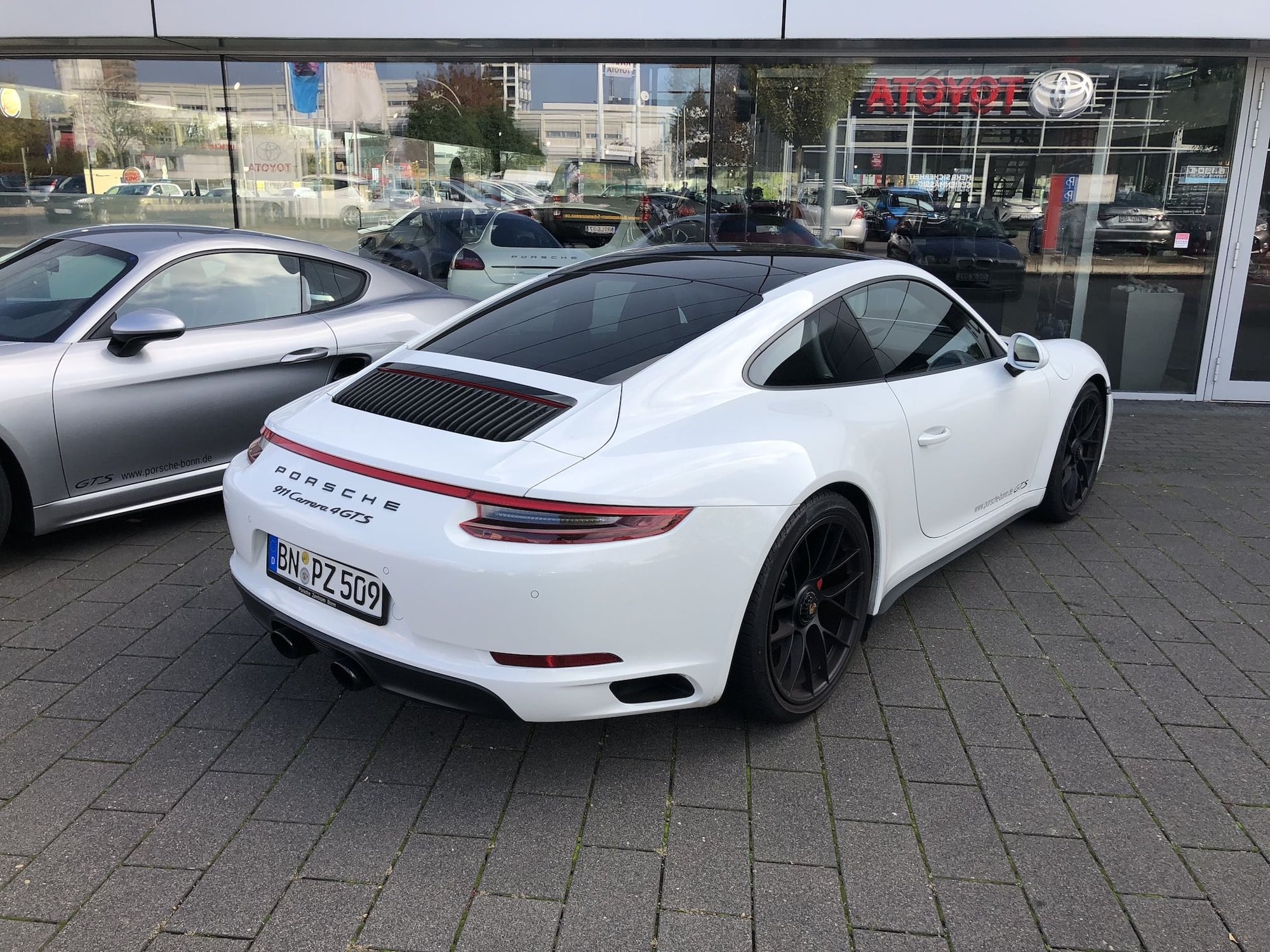 Advice needed, 991.2 GTS now or wait for 992 4S ? - Rennlist - Porsche ...