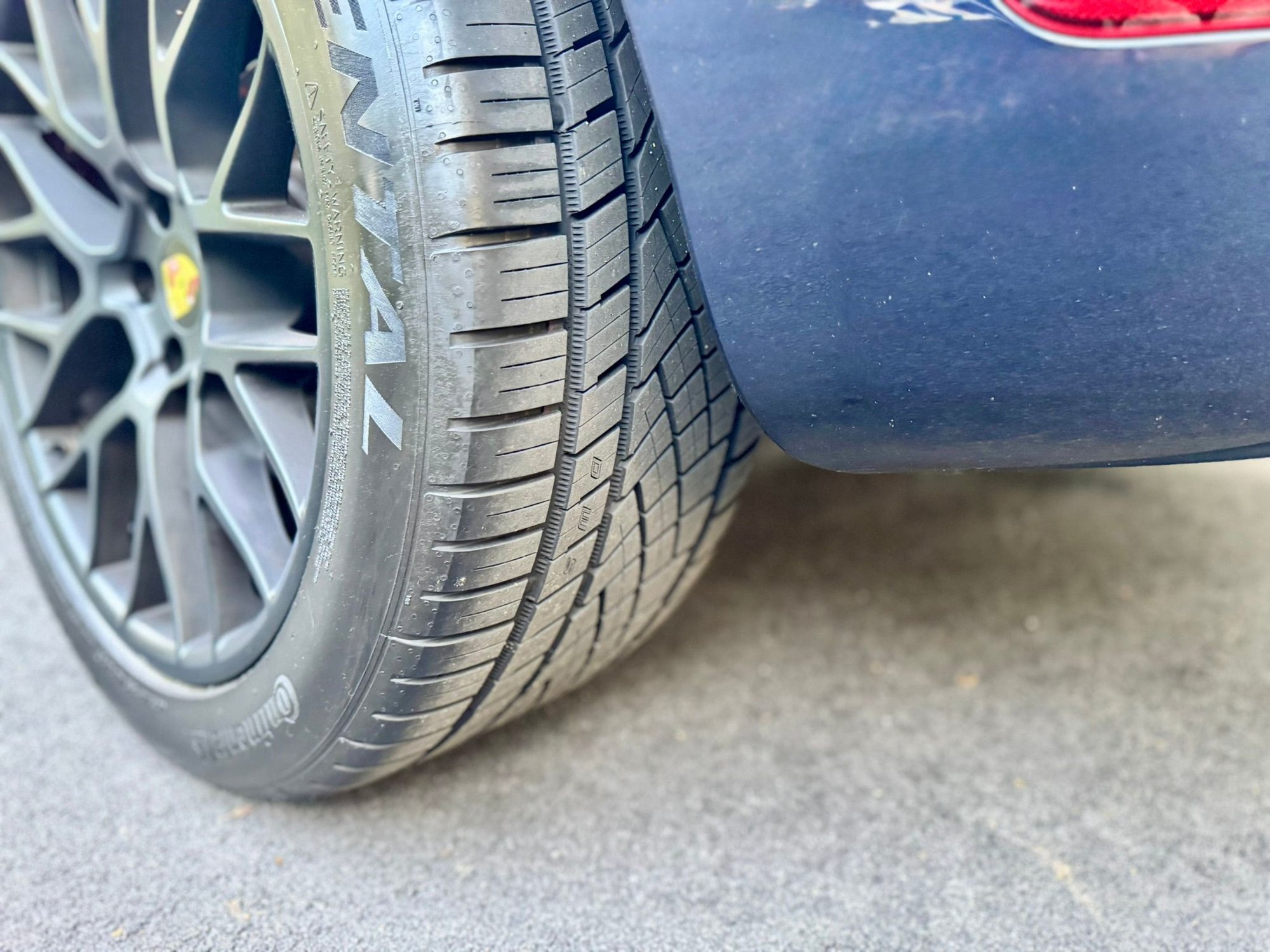 2017 Porsche Macan - 2017 Porsche Macan GTS | 96,750 miles | Full Life-to-Date Service History Available - Used - VIN WP1AG2A54HLB54841 - 96,750 Miles - 6 cyl - AWD - Automatic - SUV - Blue - Greenwich, CT 06830, United States