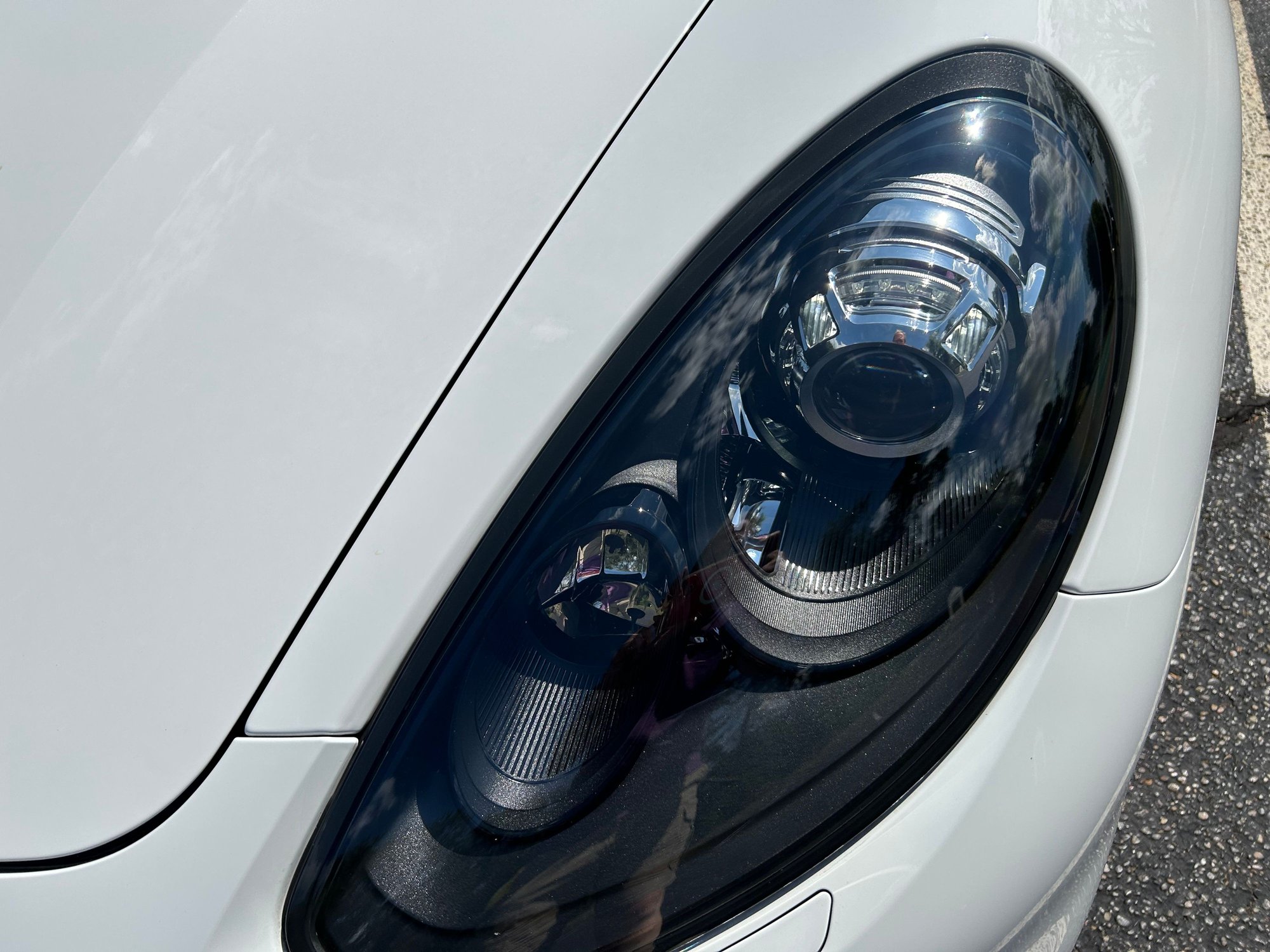 2014 Porsche Panamera - Panamera , one owner, no accidents or body work, making room for a newer GTS - Used - VIN WP0AF2A77EL083376 - 49,100 Miles - 8 cyl - AWD - Automatic - Sedan - White - Finleyville, PA 15332, United States