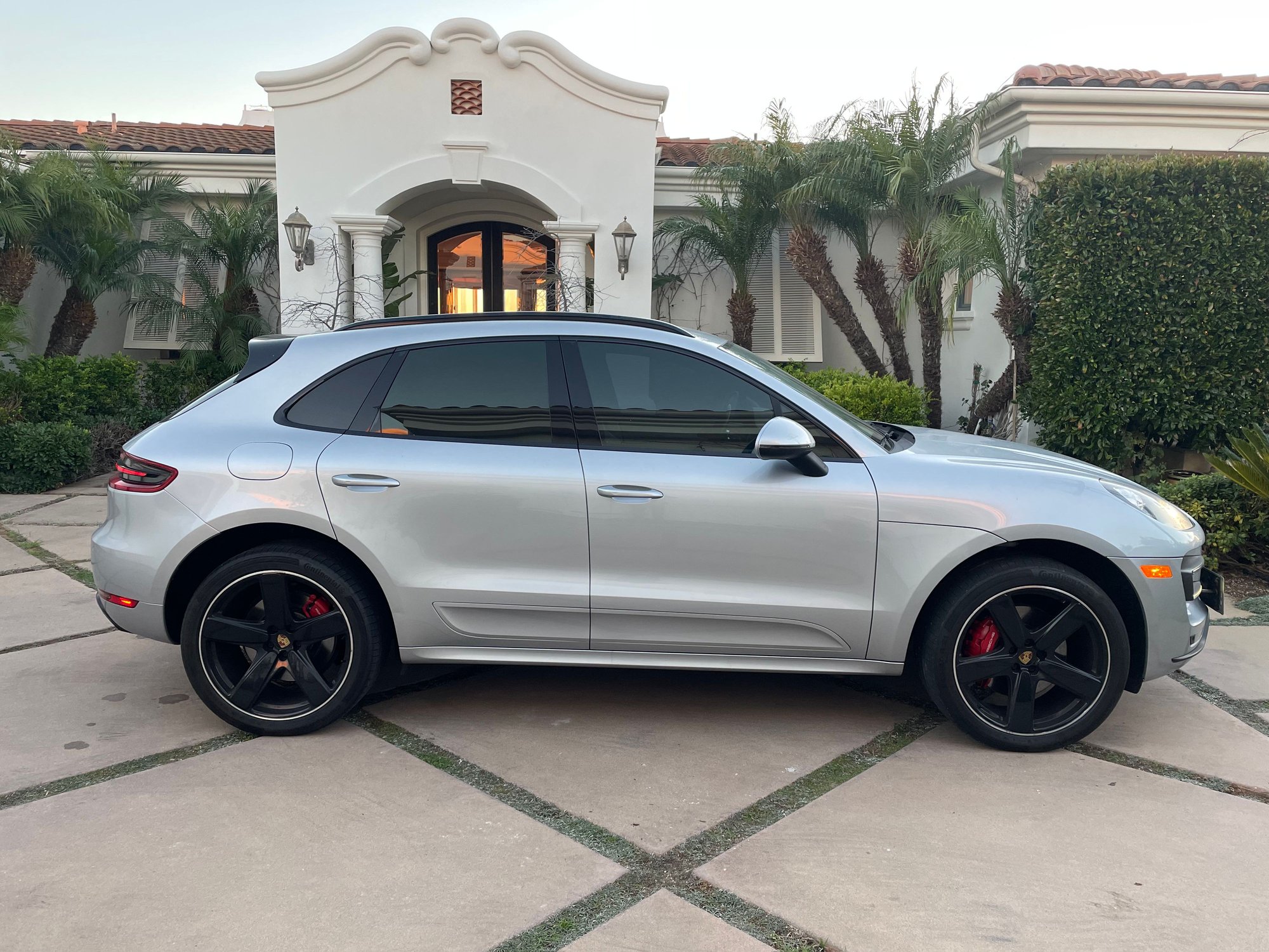 2016 Porsche Macan - Fully-loaded Porsche Macan Turbo in rare color combination - Used - VIN WP1AF2A54GLB90059 - 57,560 Miles - 6 cyl - AWD - Automatic - SUV - Silver - Culver City, CA 90232, United States