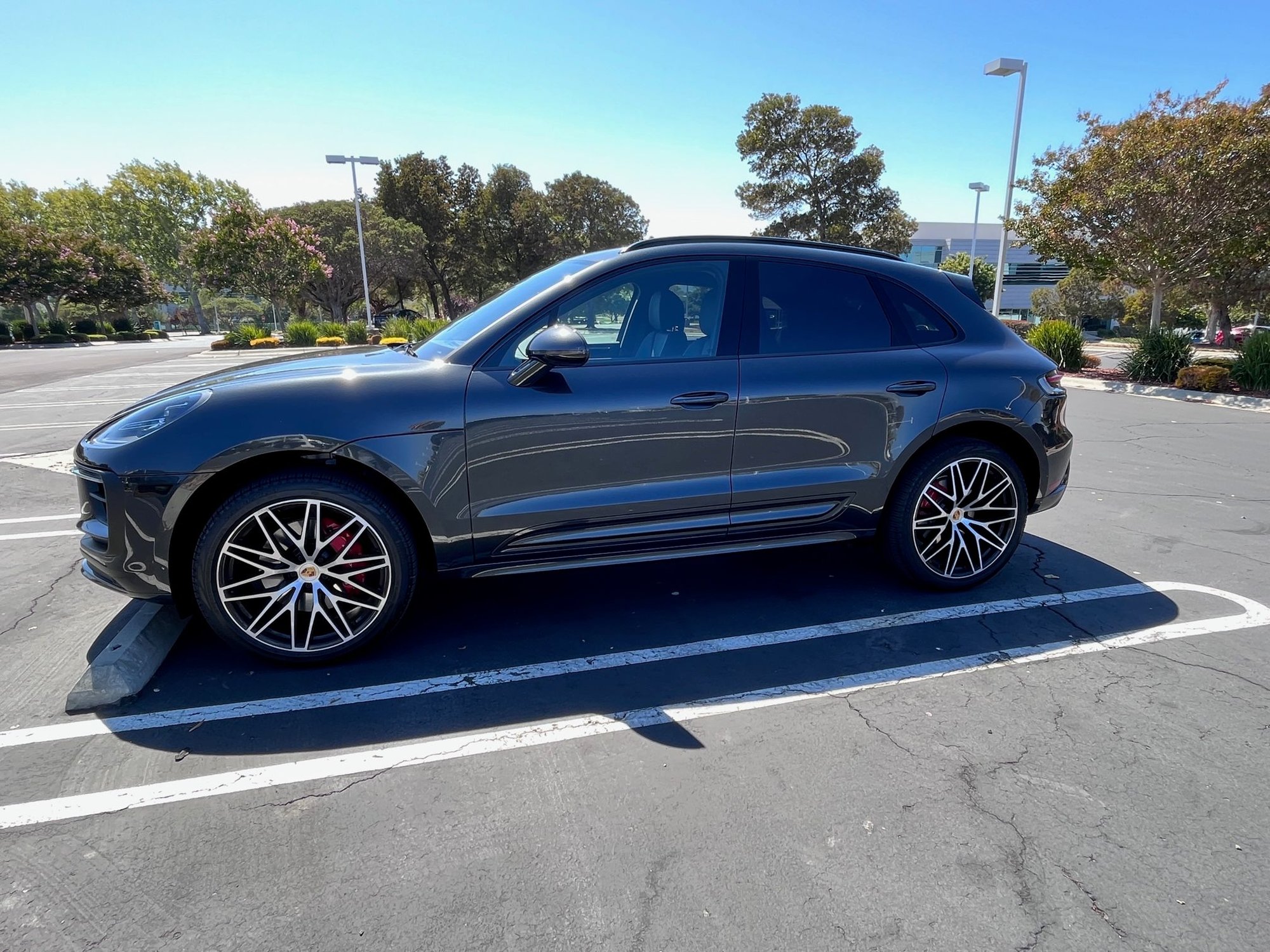 2022 Porsche Macan - 2022 Macan S - brand new (1400 miles), fully loaded, title in hand - Used - VIN WP1AG2A56NLB22906 - 1,850 Miles - 6 cyl - AWD - Automatic - SUV - Gray - Redwood City, CA 94065, United States