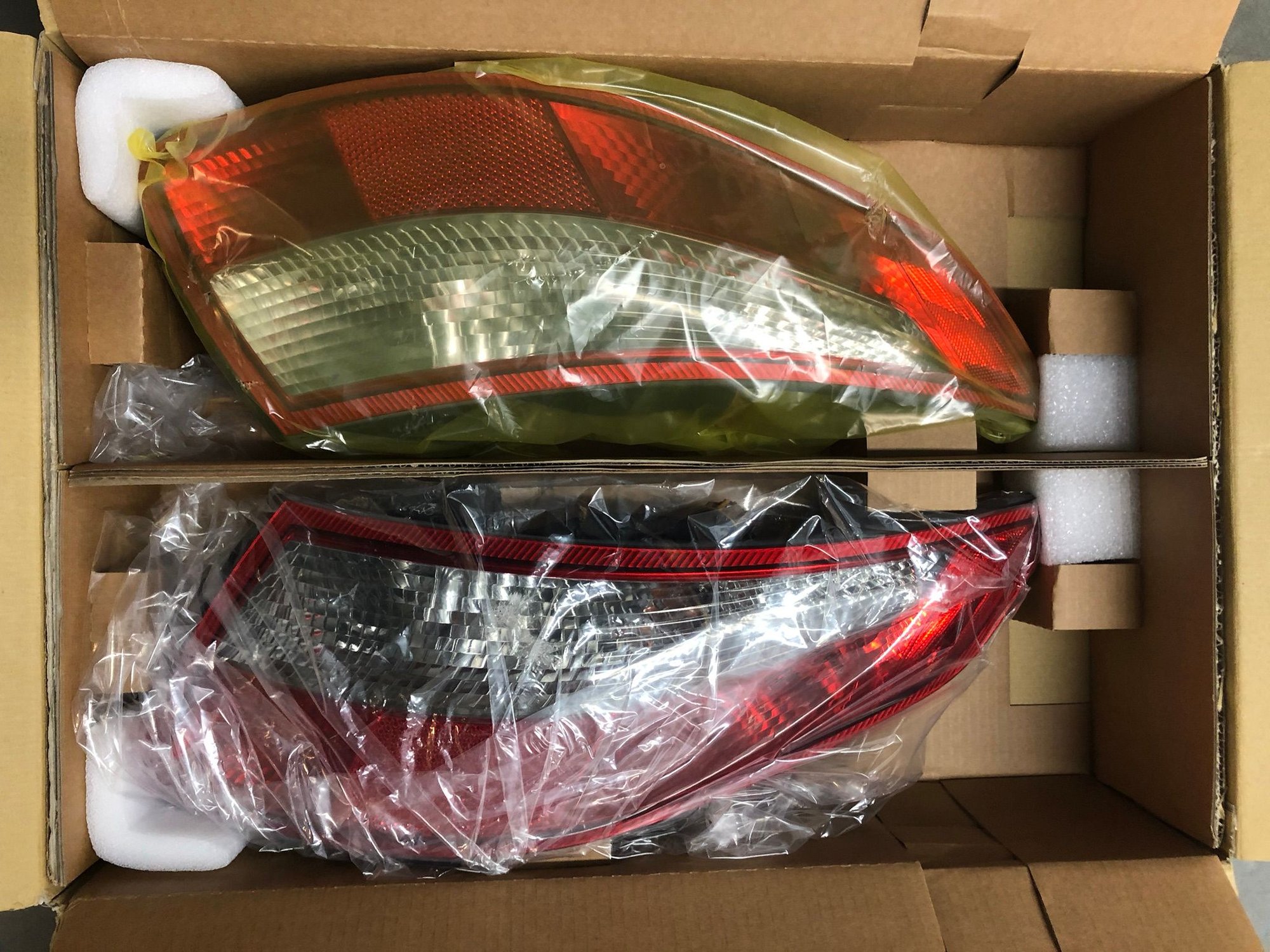 997.1 Genuine Porsche Tail Lights Left and Right Pair Rennlist