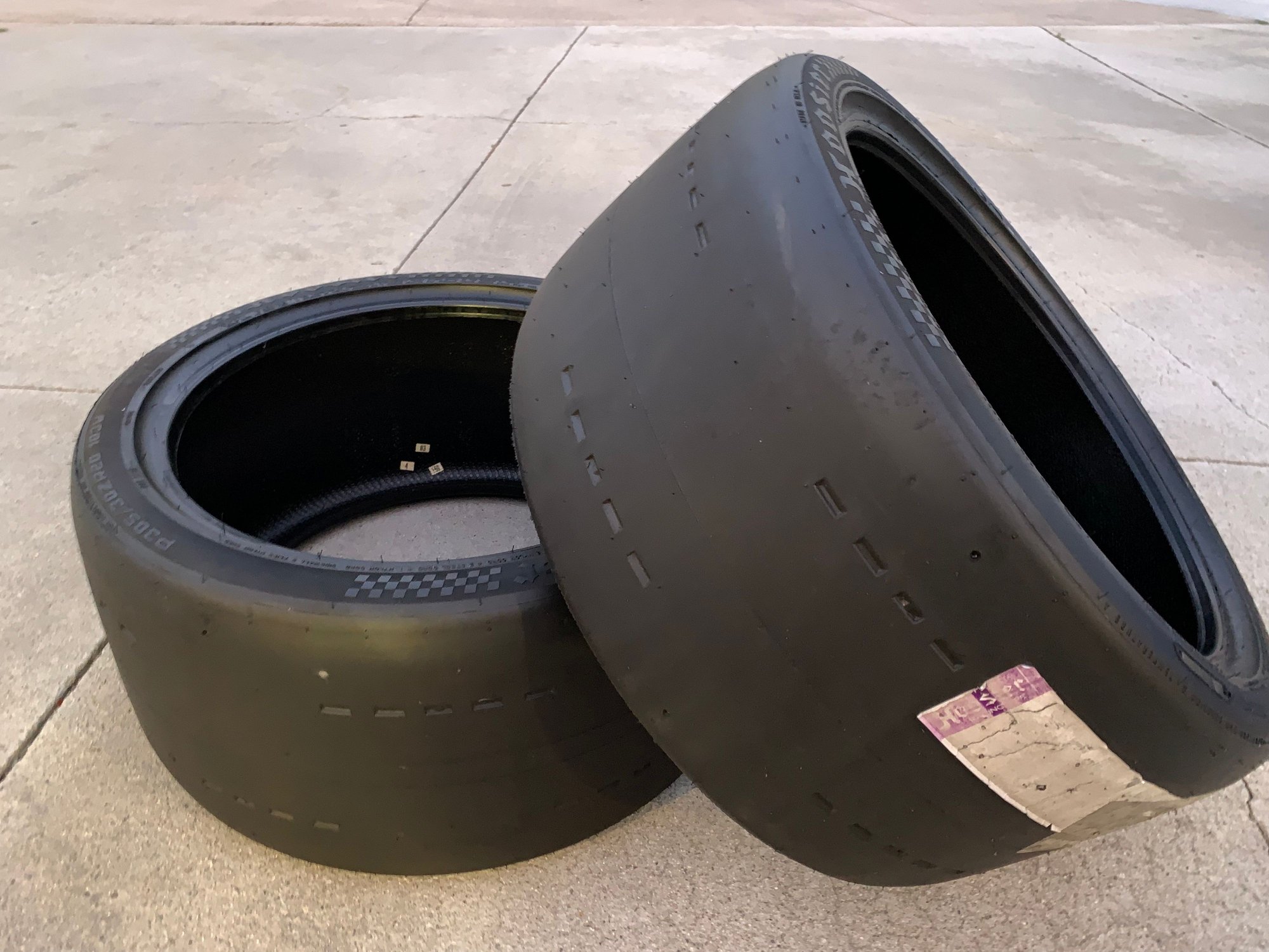 Wheels and Tires/Axles - Brand New Hoosier R7 Tires 305/30ZR20 - New - Anaheim Hills, CA 92807, United States