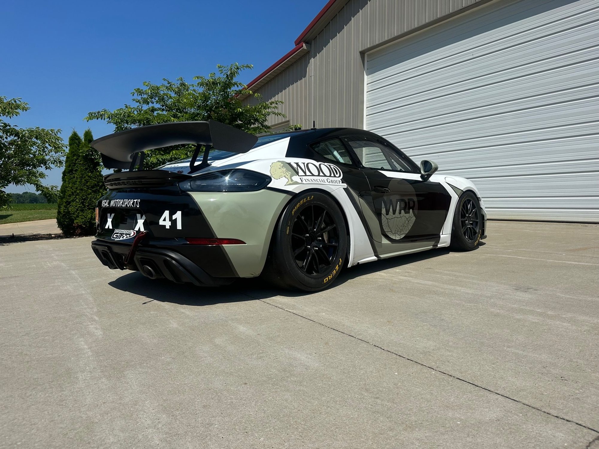 2020 Porsche 718 Cayman - 2020 Porsche GT4 Clubsport Competition - Used - VIN WP0ZZZ98ZLK299779 - 5,953 Miles - 6 cyl - 2WD - Automatic - Coupe - White - Lewisport, KY 42351, United States