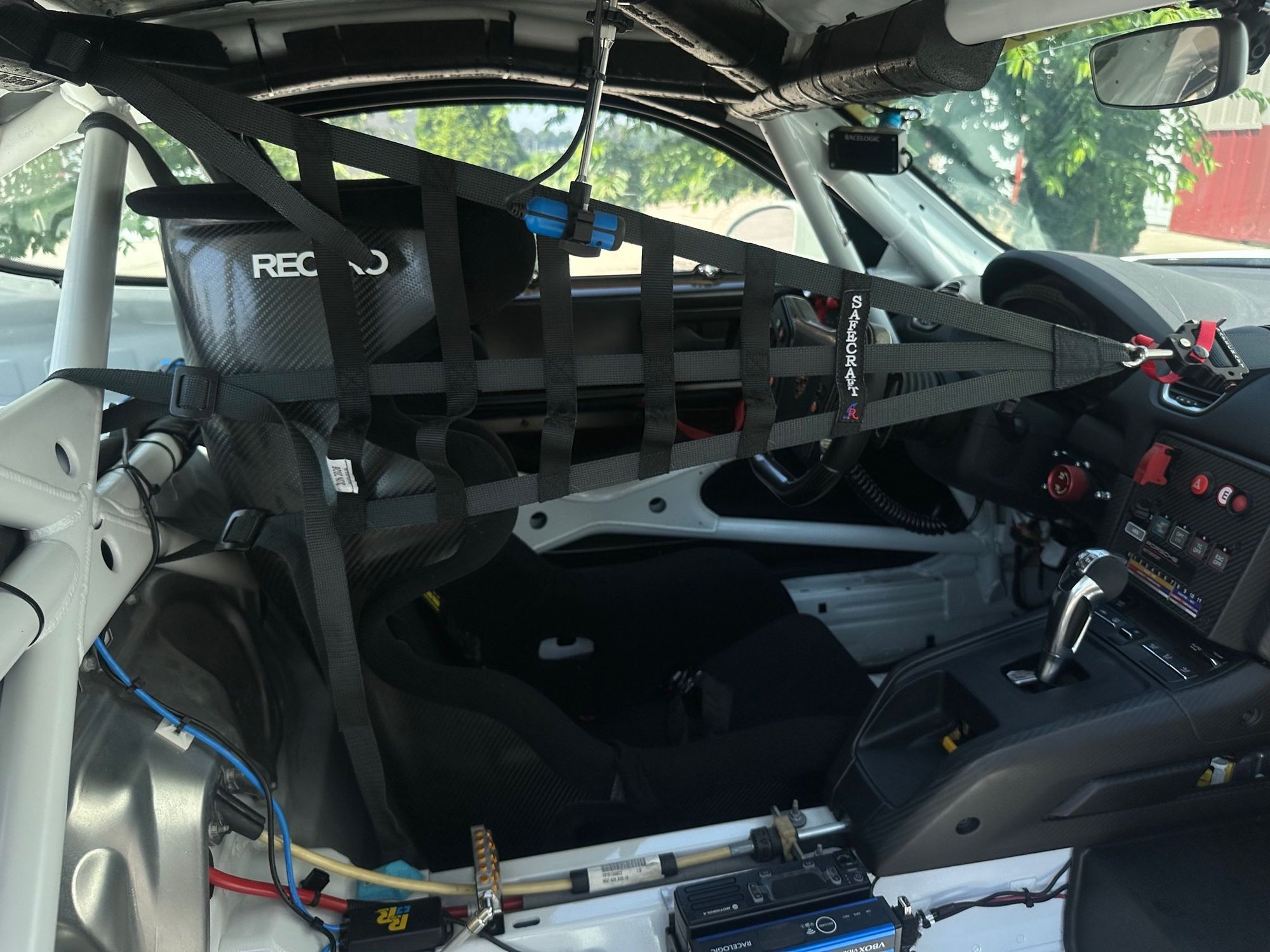 2020 Porsche 718 Cayman - 2020 Porsche GT4 Clubsport Competition - Used - VIN WP0ZZZ98ZLK299779 - 5,953 Miles - 6 cyl - 2WD - Automatic - Coupe - White - Lewisport, KY 42351, United States