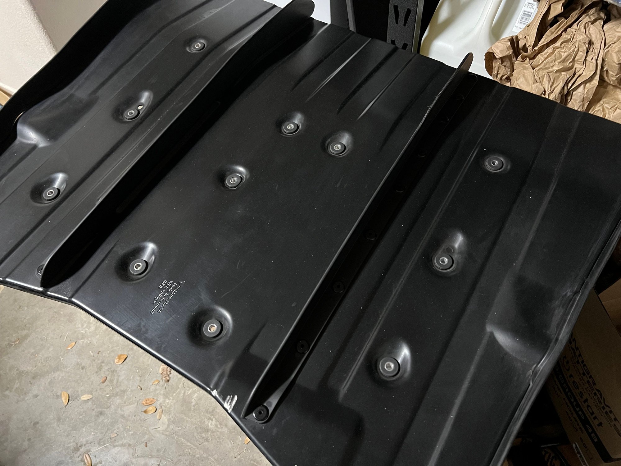 Exterior Body Parts - Porsche 911 R Rear Diffuser (Fits 991.1 GT3 / GT3 RS) - Used - 2014 to 2016 Porsche GT3 - 2012 to 2019 Porsche 911 - Austin, TX 78746, United States