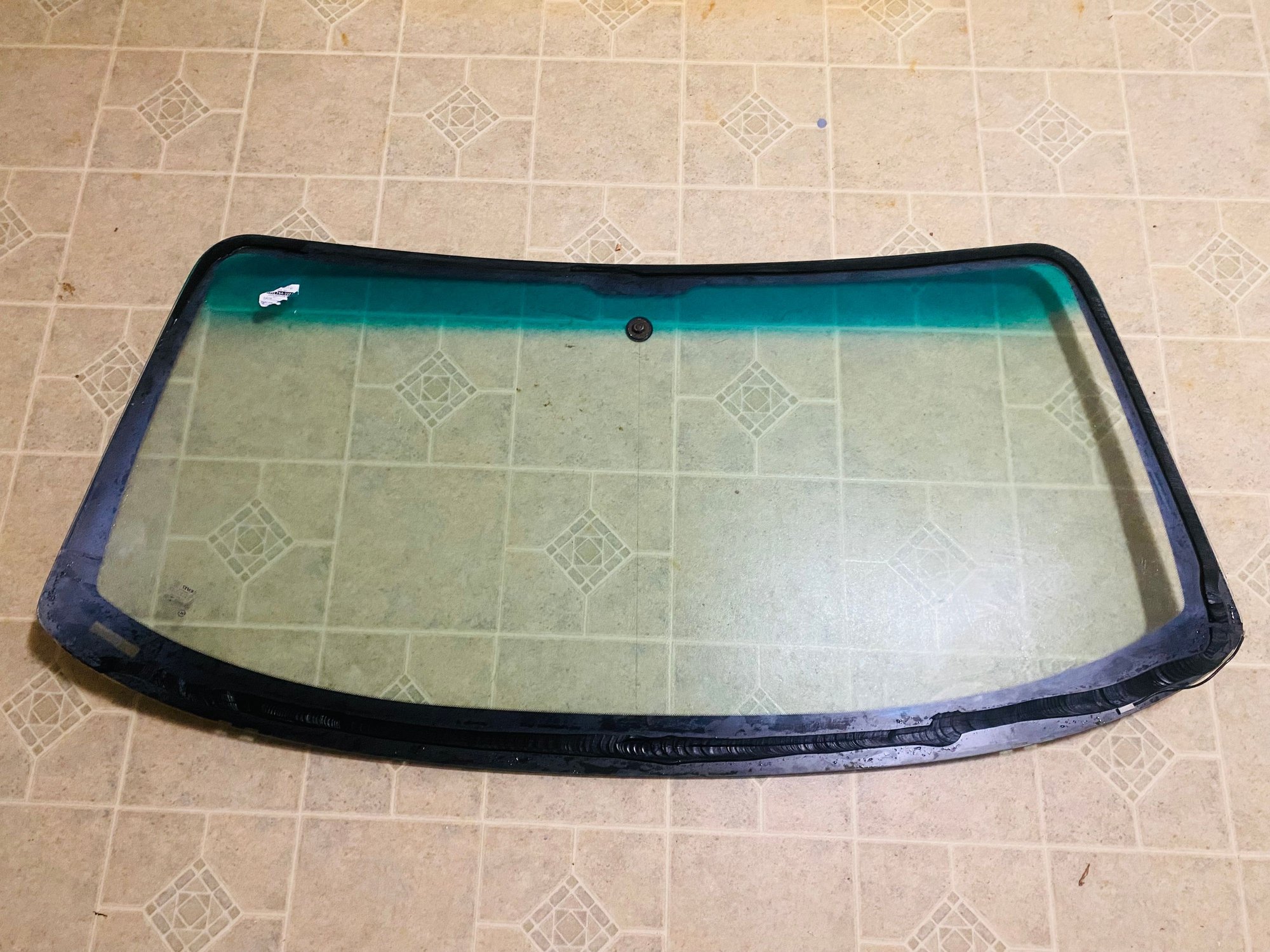 Exterior Body Parts - SUPERB PORSCHE 1997-2004 986 Boxster Boxster S Glass Windshield Antenna - Used - 1997 to 2004 Porsche Boxster - Thaxton, VA 24174, United States