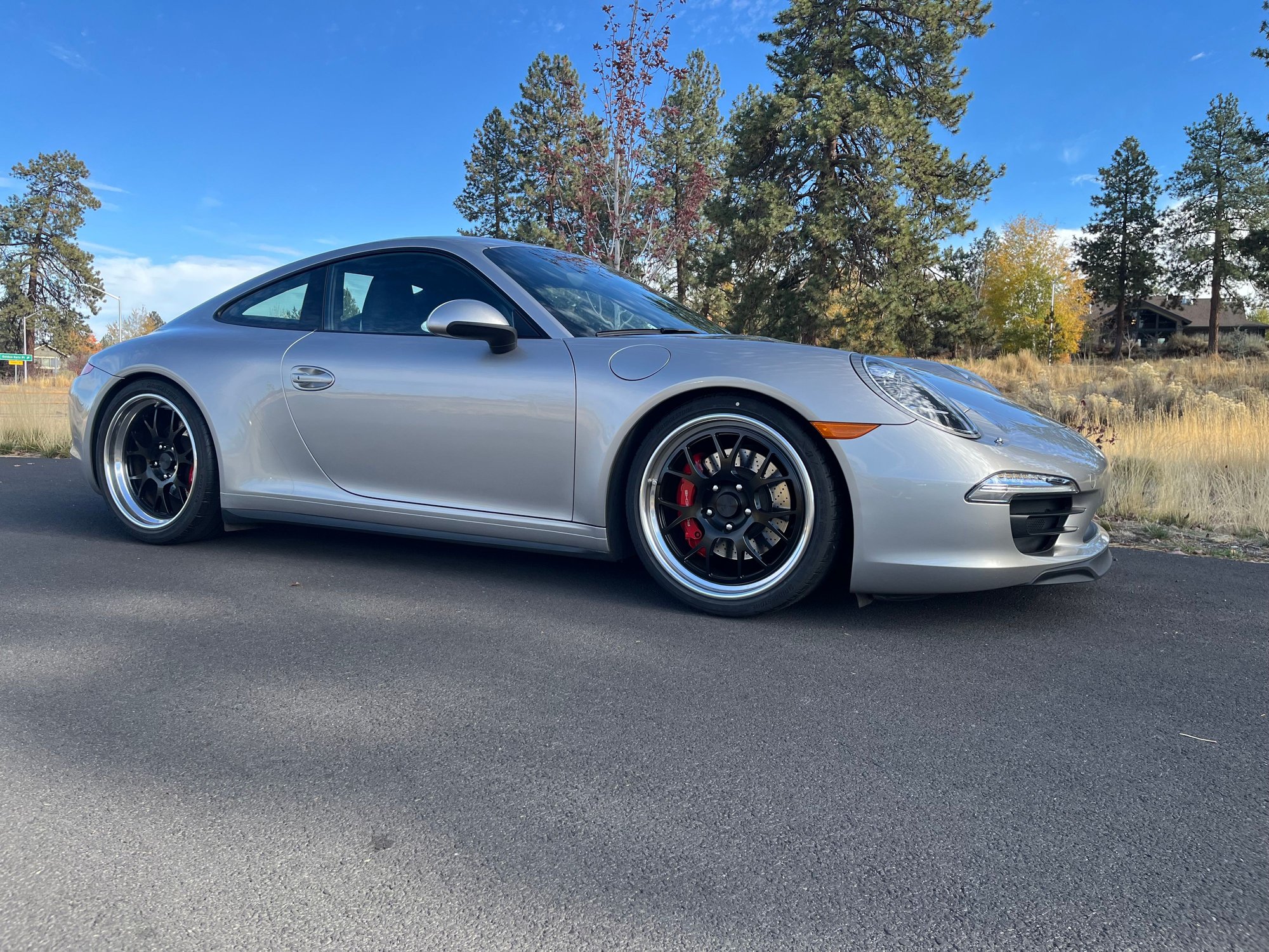 2013 Porsche 911 - 2013 Porsche 911 C4S w/26k Miles - Used - VIN WP0AB2A93DS120926 - 25,815 Miles - 6 cyl - AWD - Automatic - Coupe - Silver - Bend, OR 97702, United States