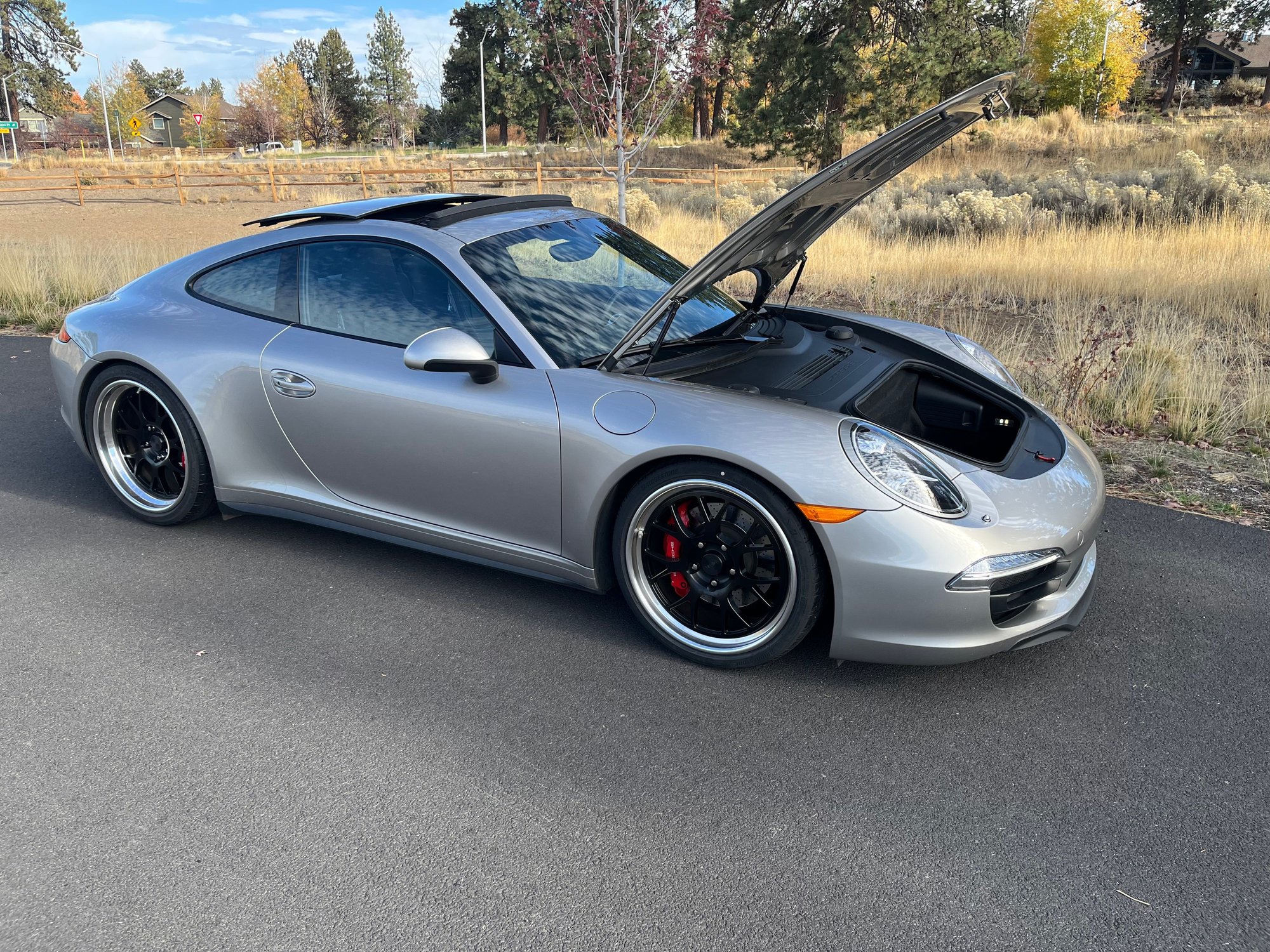 2013 Porsche 911 - 2013 Porsche 911 C4S w/26k Miles - Used - VIN WP0AB2A93DS120926 - 25,815 Miles - 6 cyl - AWD - Automatic - Coupe - Silver - Bend, OR 97702, United States