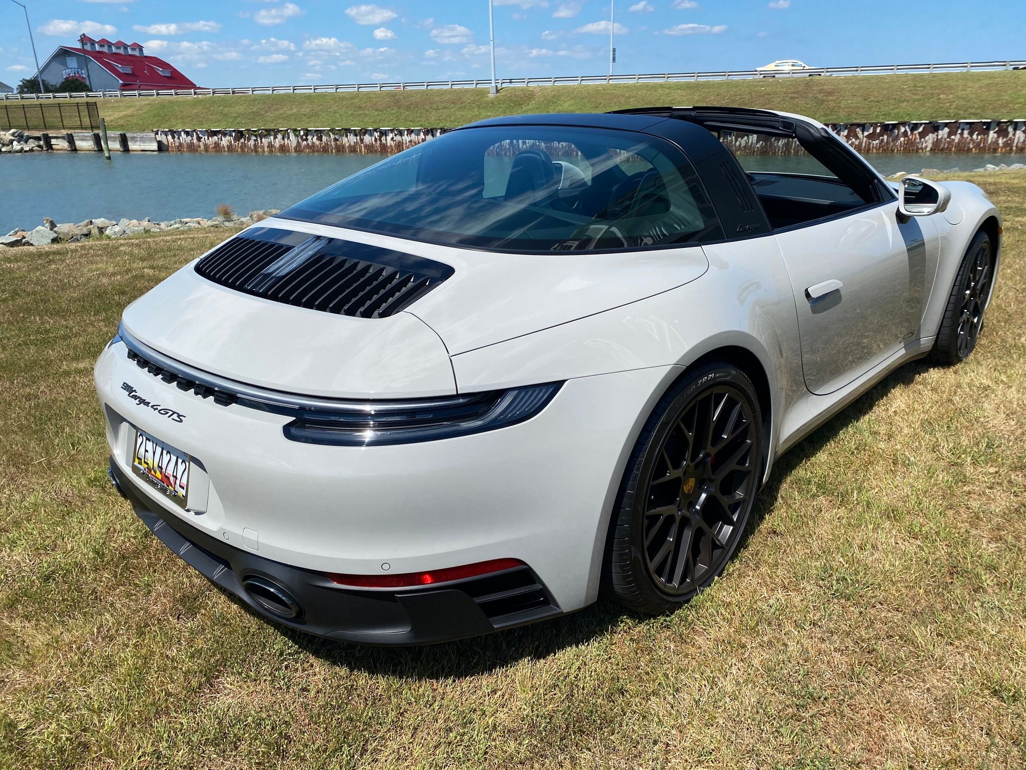 2022 Porsche 911 - 2022 Targa4 GTS 7speed manual, 300 miles, prepaid maintenance, wheel/tire protection - Used - VIN WP0BB2A96NS231945 - 300 Miles - 6 cyl - AWD - Manual - Convertible - Gray - Towson, MD 21204, United States