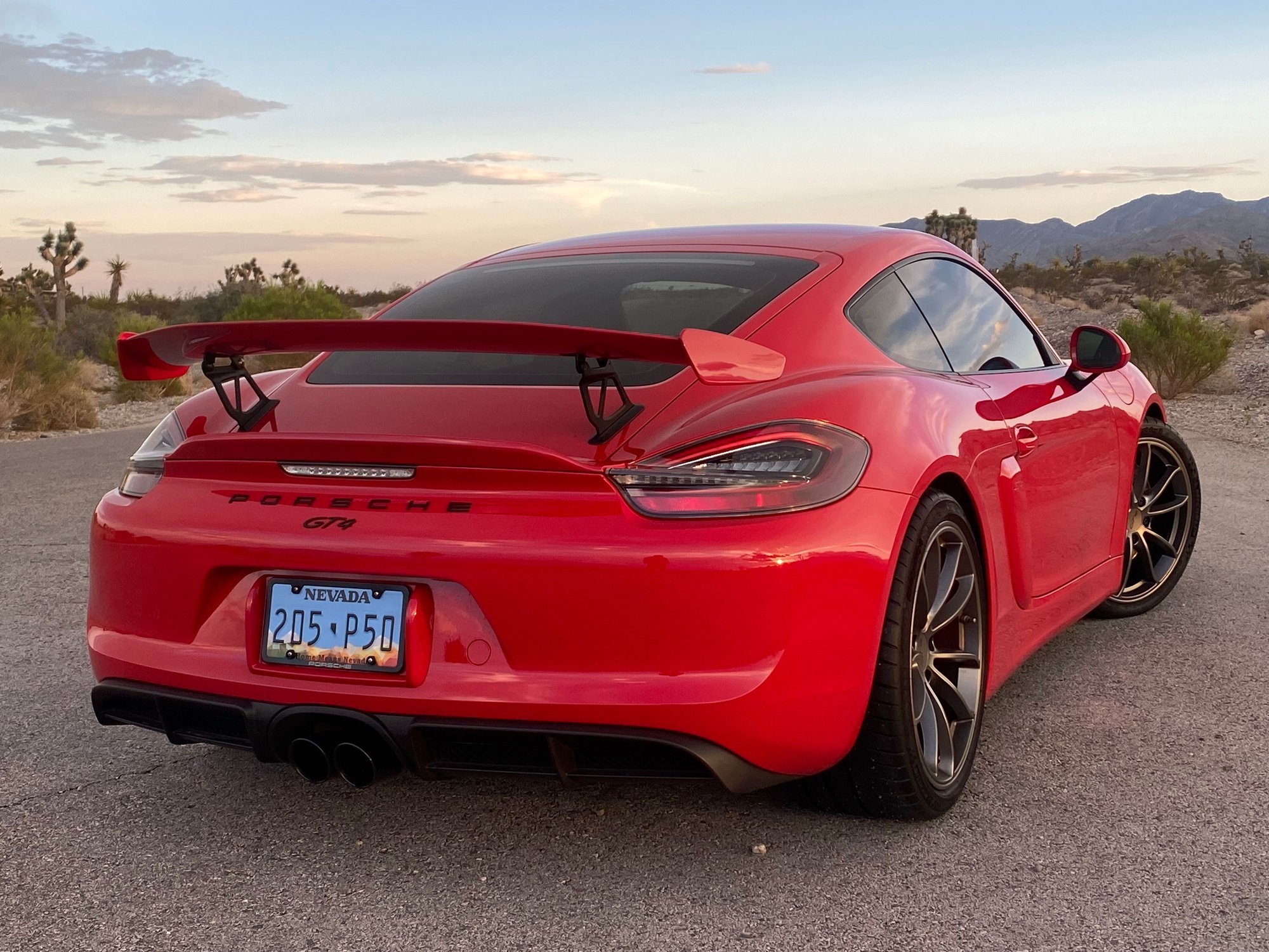 2016 Porsche Cayman GT4 - FS: 2016 GT4 - Used - VIN wp0ac2a81gk192197 - 11,119 Miles - 6 cyl - 2WD - Manual - Coupe - Red - Las Vegas, NV 89106, United States