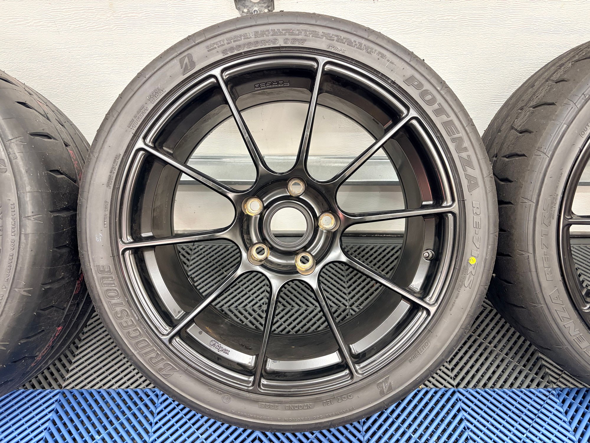 Wheels and Tires/Axles - Apex SM-10RS with RE71RS + TPMS for GT4/ Spyder - Used - All Years  All Models - Mountain View, CA 94043, United States