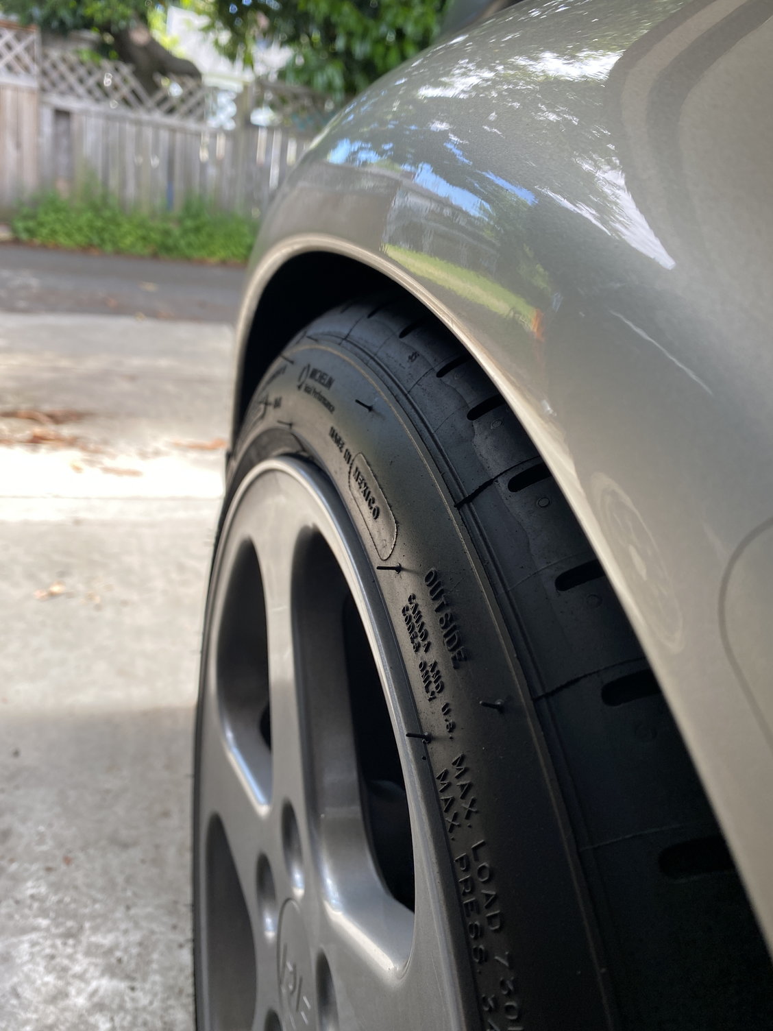 225/40R18 front tire stretch - Rennlist - Porsche Discussion Forums