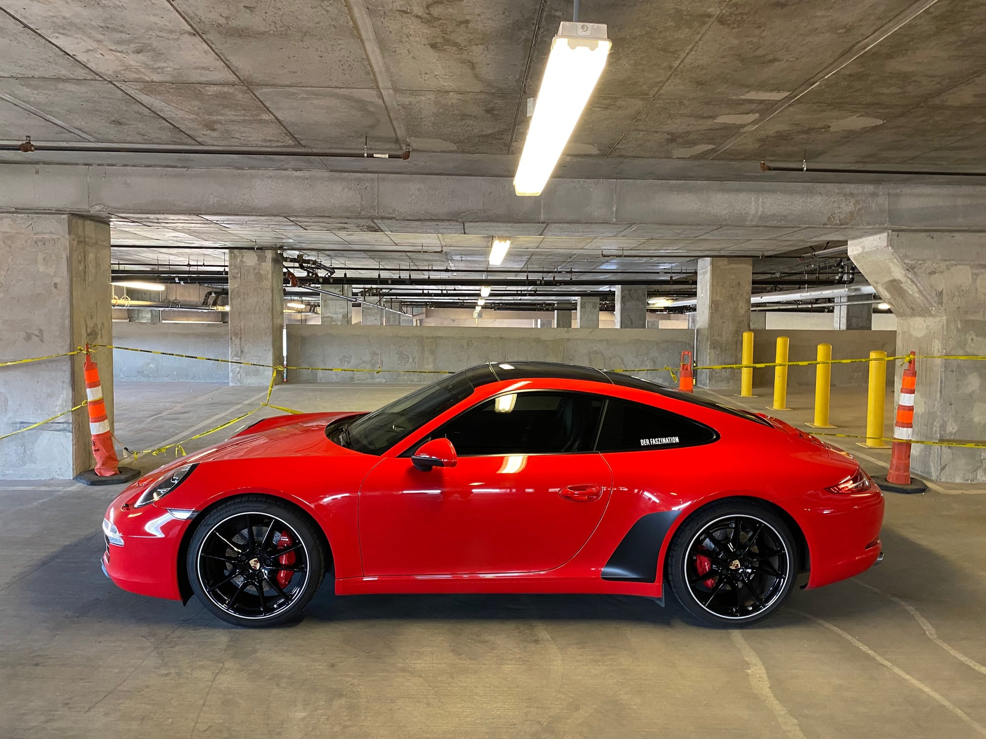 2014 Porsche 911 - 2014 Porsche 991S Manual - Used - VIN WP0AB2A90ES120352 - 61,000 Miles - 6 cyl - 2WD - Manual - Coupe - Red - Las Vegas, NV 89101, United States