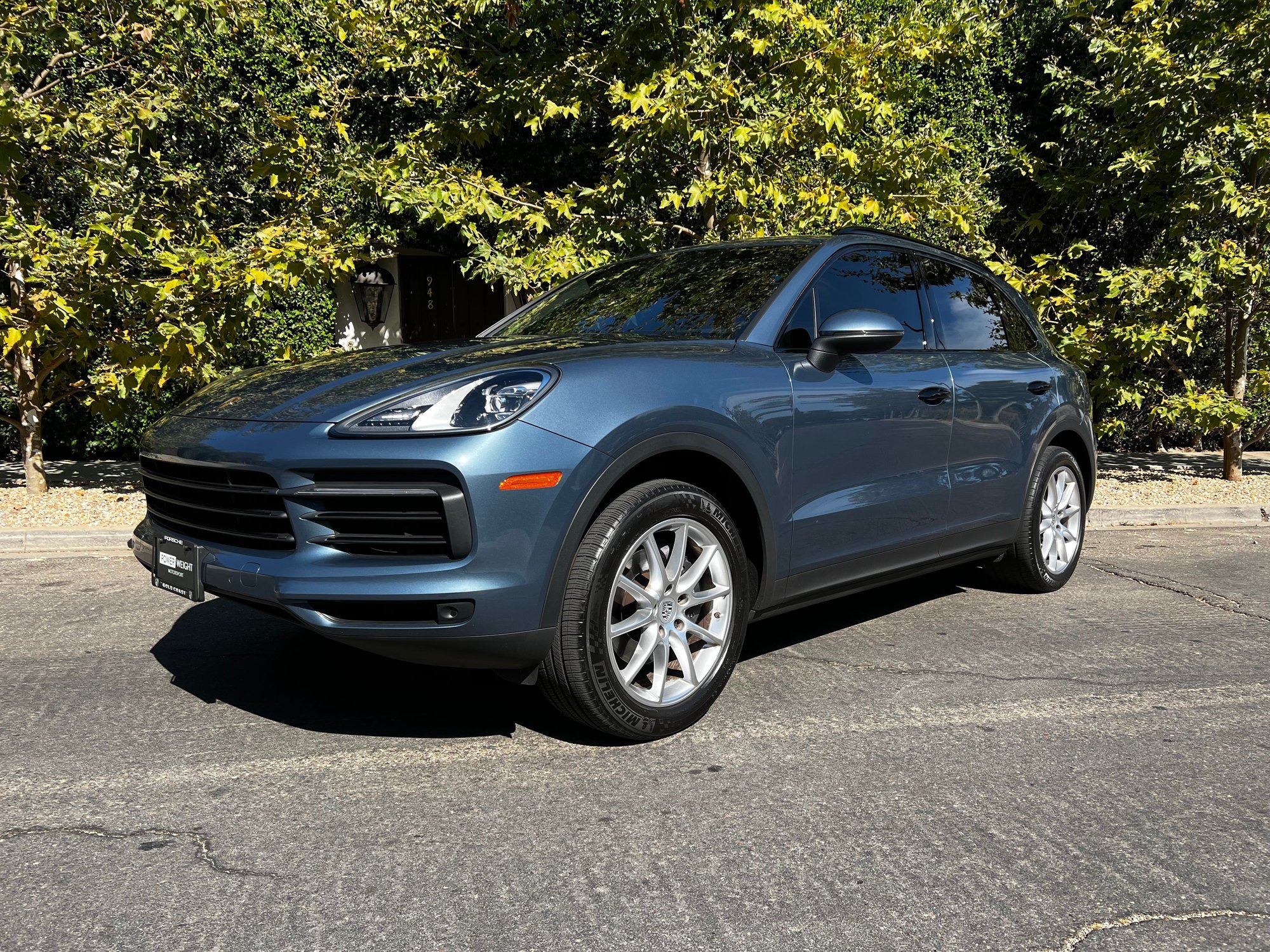2019 Porsche Cayenne, 39k Miles, Biscay Blue / Beige Rennlist