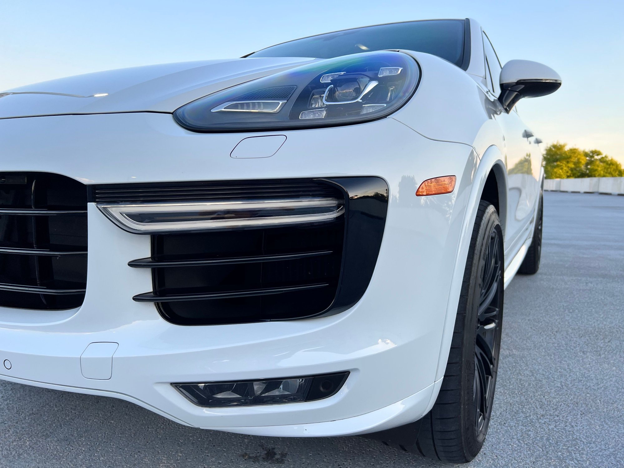 2016 Porsche Cayenne - 2016 Porsche Cayenne Turbo S - Used - VIN WP1AC2A20GLA86697 - 40,026 Miles - 8 cyl - AWD - Automatic - SUV - White - Fort Myers, FL 33919, United States