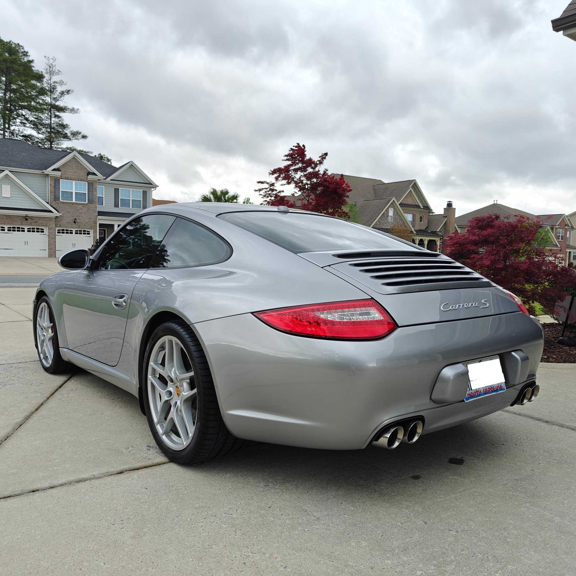 2010 Porsche 911 - 2010 911 C2S 6MT- 16k mi- GT silver/black - Used - VIN WP0AB2A98AS720384 - 16,300 Miles - 6 cyl - 2WD - Manual - Coupe - Silver - Fayetteville, NC 28304, United States