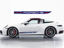 Different version with a blue background and Bordeaux red stipe in the center.