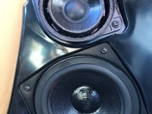 bottom speaker is fine