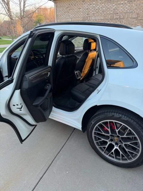 2018 Porsche Macan - 2018 Macan GTS for sale - very low miles - Used - VIN WP1AG2A51JLB65298 - 16,800 Miles - 6 cyl - AWD - Automatic - SUV - White - Cincinnati, OH 45039, United States