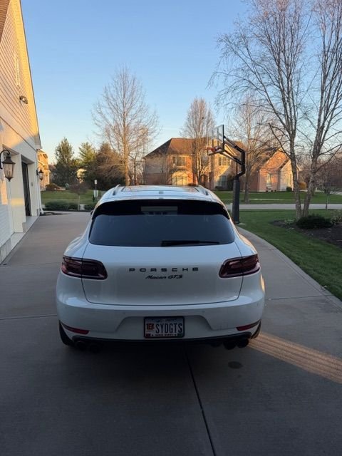 2018 Porsche Macan - 2018 Macan GTS for sale - very low miles - Used - VIN WP1AG2A51JLB65298 - 16,800 Miles - 6 cyl - AWD - Automatic - SUV - White - Cincinnati, OH 45039, United States