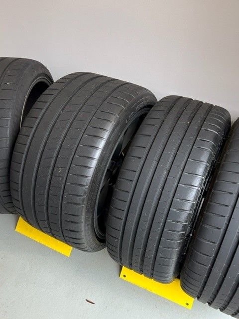 porsche 991.1 / 991.2 gt3 wheels/tires - Rennlist - Porsche Discussion ...