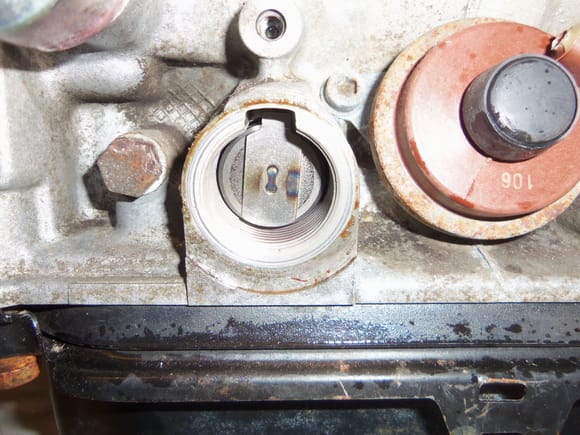Plug removed, B1 brake band pressure pin in situ.