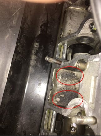 red circles show obvious leakage, this is why it is so important to keep clean, so you can see future leaks. 
