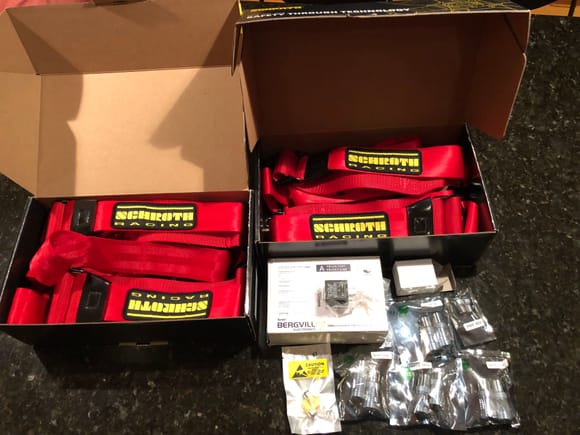 New Schroth Harnesses and Bergvill FX LED Lights arrived 