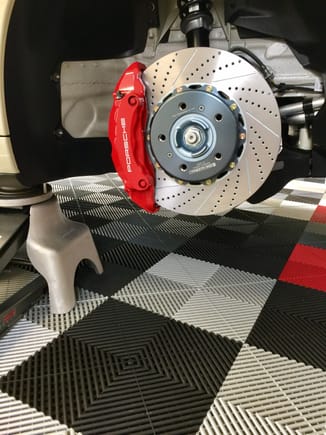 A1-032 - Front Rotors (350mm) with GT3 Pads