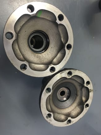 New Short Hub vs Old - Note the difference in the center mounting bolt holes.