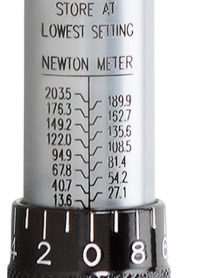 This is a Nm scale on a native Imperial mechanism Torque wrench. Bad.... 