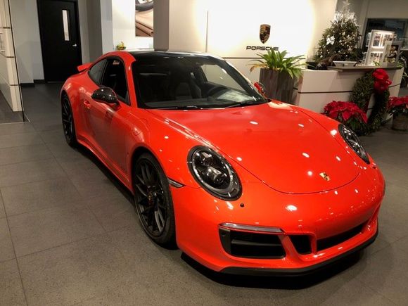 showroom pic