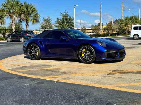 Hey fellas, I’m looking to put rims on my ride. BBS or HRE’s. I’m leaning towards champagne but also like the polished look. What did you guys think would look good on here. I like the GT3 rims but it is a Turbo S