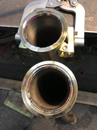 Some shots of the collars added to the X-pipe