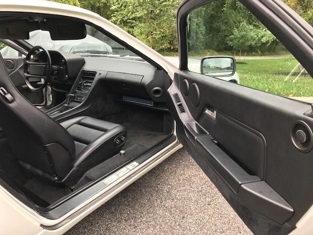 1989 Porsche 928 - 1989 Porsche 928 S4 auto with <22k miles - Used - VIN WP0JB0922KS860329 - 21,900 Miles - 8 cyl - 2WD - Automatic - Coupe - White - Chadds Ford, PA 19317, United States