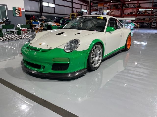 2012 Porsche GT3 - 2012 gt3 cup factory race car 997.2 - Used - VIN wpoab2988u7810005 - 6 cyl - Manual - White - Daytona Beach, FL 32114, United States