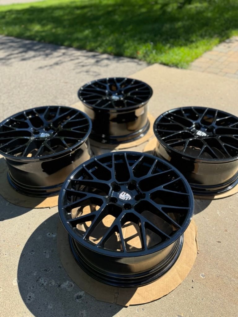 2019 Porsche GT3 - 20" OEM Porsche Macan RS Spyder Wheels - Mint - Macan S Diesel Turbo GTS - Wheels and Tires/Axles - $2,900 - Plymouth, MN 55447, United States