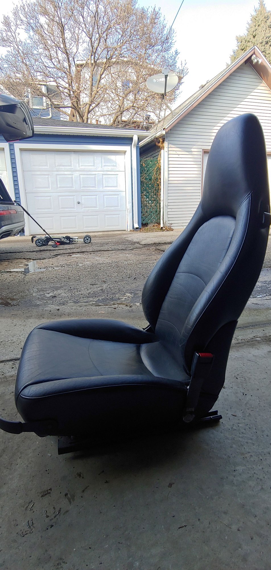 1995 Porsche 911 - 993 Front Black Partial Leather Seats - Used - VIN WP0AA2998TS322747 - Chicago, IL 60625, United States