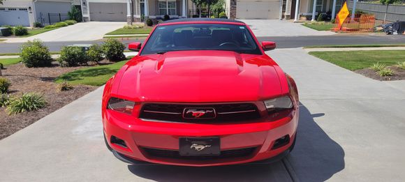 Wayne's 2011 Mustang Convertible Front Side View