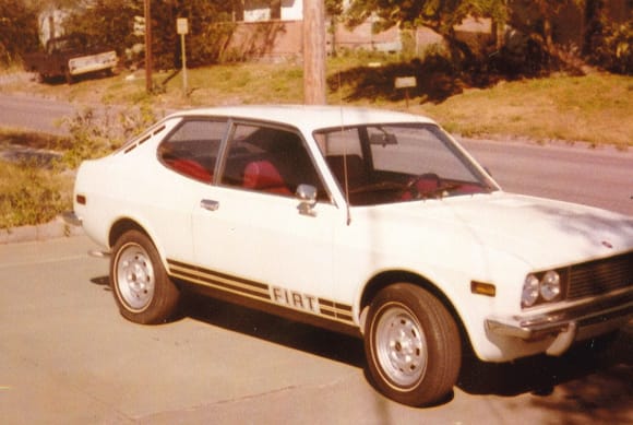 1973 Fiat 128 Sport Coupe - 4 speed