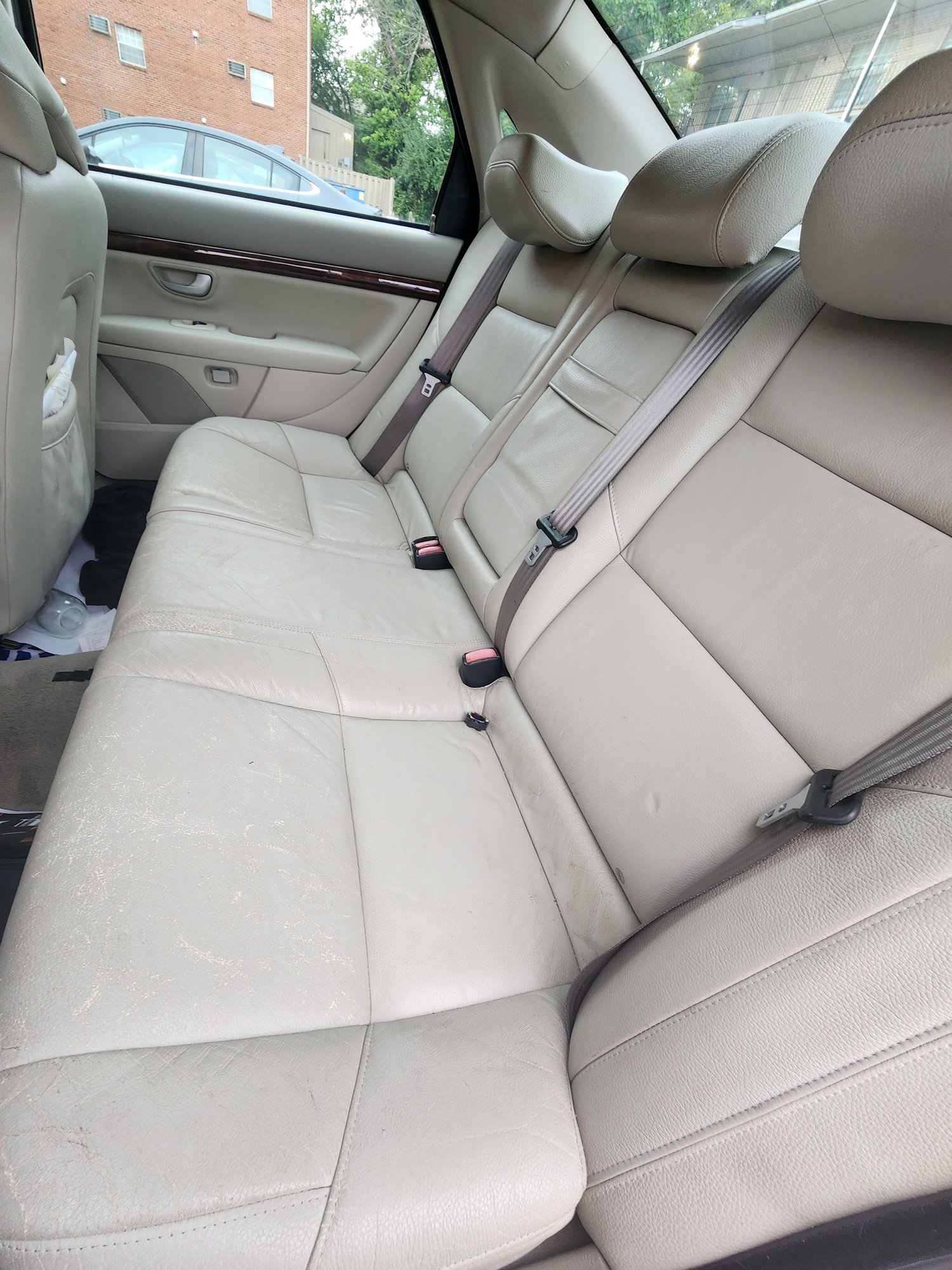2006 Volvo S80 - 06 Volvo S80 - Good shape, needs fuel pump likely - Used - VIN YV1TS592661439371 - 190,727 Miles - 5 cyl - 2WD - Automatic - Sedan - Blue - Lexington, KY 40508, United States