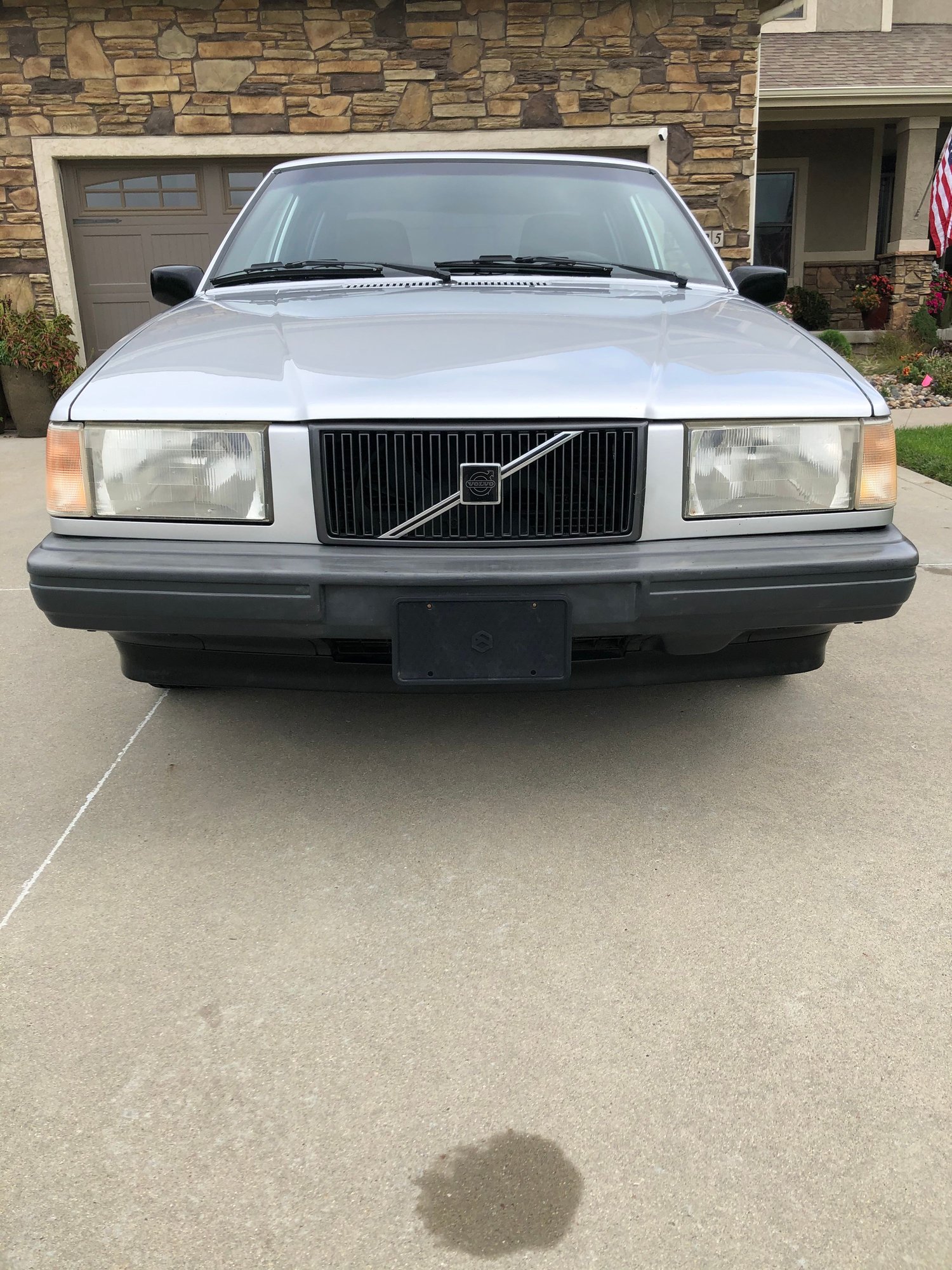 1991 Volvo 740 - 1991 Volvo 740 turbo - Used - VIN YV1FA8744M2524190 - 135,614 Miles - 4 cyl - 2WD - Automatic - Sedan - Silver - Johnston, IA 50131, United States