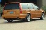 Volvo V70 R in Saffron