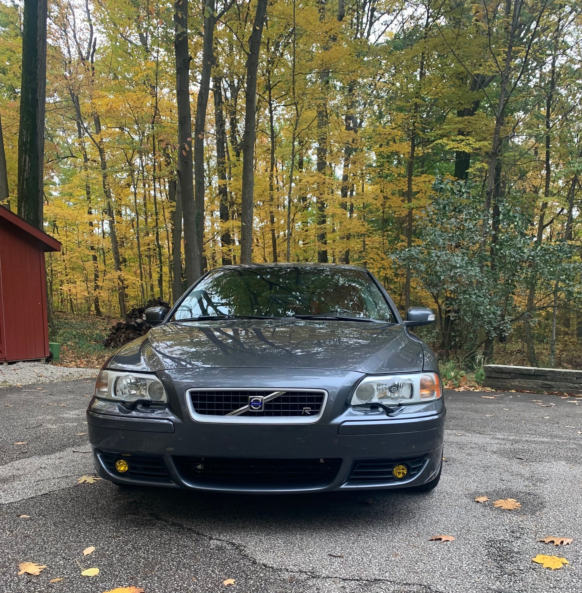 2007 Volvo V70 - 2007 V70R Grey/ Gold Gobi One owner well maintained excellent condition $ - Used - VIN YV1SJ527872632797 - 137,123 Miles - 5 cyl - AWD - Automatic - Wagon - Gray - Hinckley, OH 44233, United States