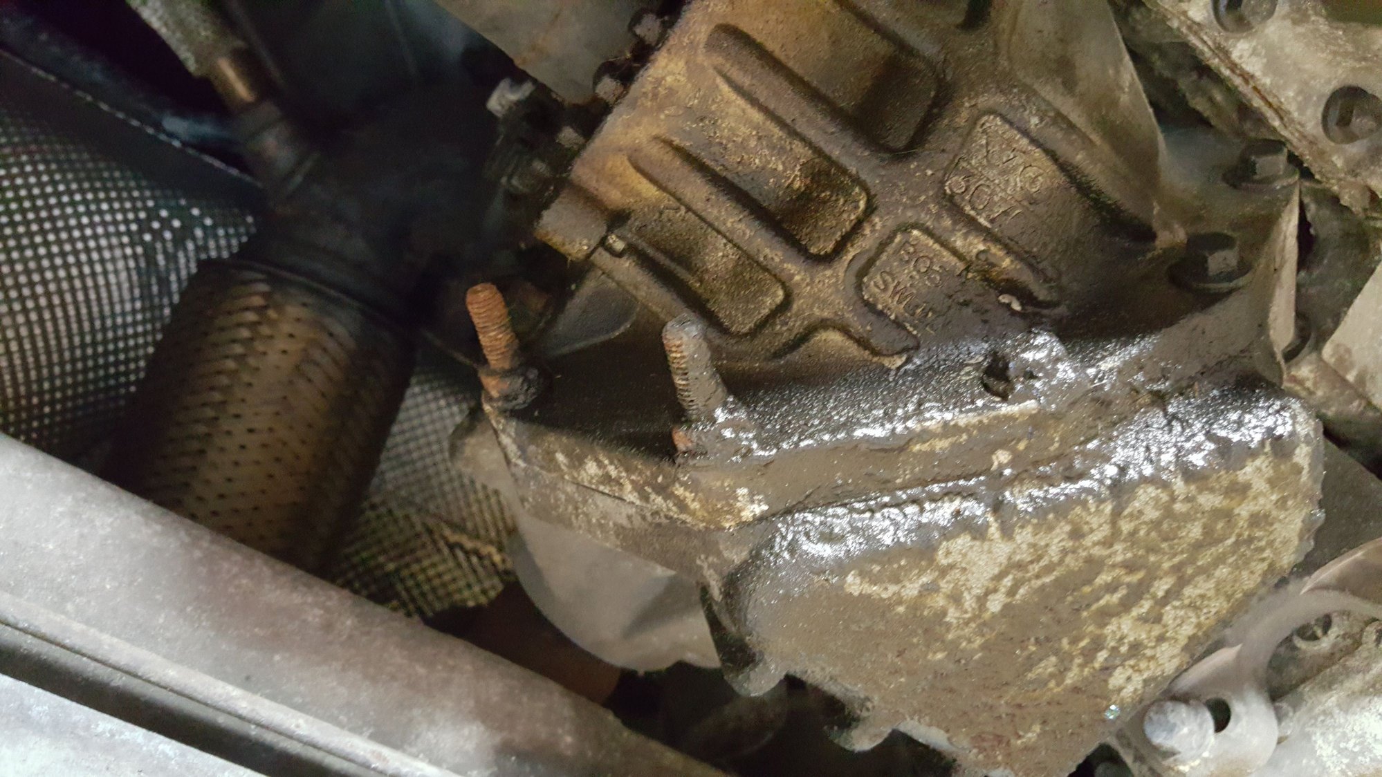 XC70 Engine leak with pictures Volvo Forums Volvo Enthusiasts Forum