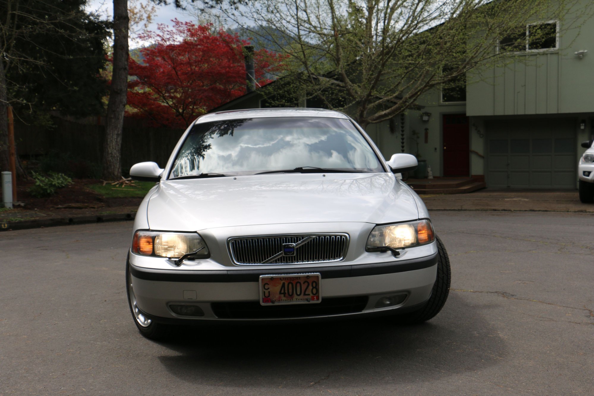 2001 Volvo V70 - 2001 volvo v70 t5 station wagon, new transmission, excellent condition - Used - Eugene, OR 97405, United States