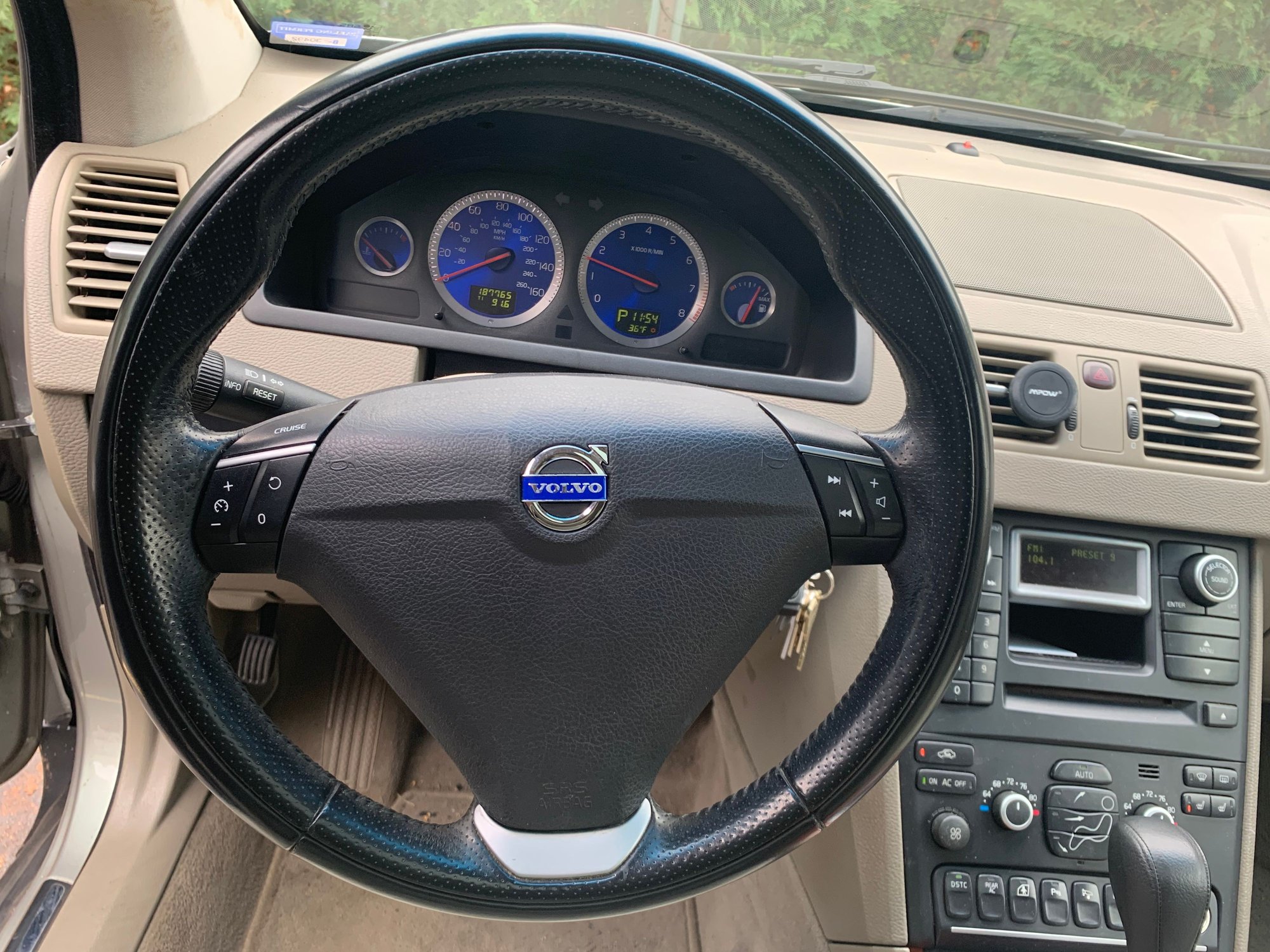 2005 Volvo XC90 - 2005 XC90 2.5T AWD 7 seats, well maintained - Used - VIN YV1CZ592951206921 - 187,000 Miles - 5 cyl - AWD - Automatic - Chicago, IL 60611, United States