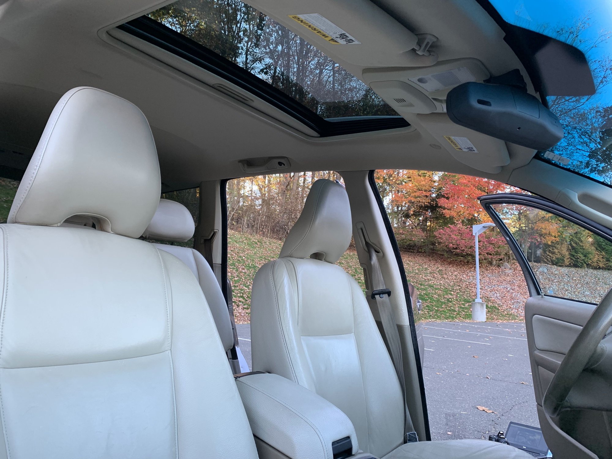 2012 Volvo XC90 - Original Owner selling Volvo XC90 AWD - Used - VIN YV4952cz8c1625885 - 100,561 Miles - 6 cyl - AWD - Automatic - SUV - Gray - Fairfield, CT 06825, United States